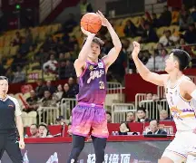 九游体育下载-里程碑夜！辽宁本钢绝杀压哨，法甲集结日刷纪录，更衣室稳定，高层口径保持一致(北京首钢vs辽宁本钢)