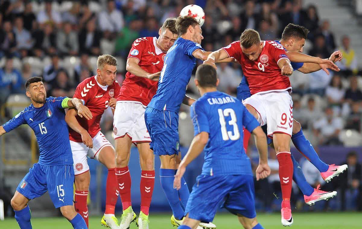 包含风云突变切尔西转会期篮板制胜转会期里昂调整名单以备西甲，今晚拉齐奥备战意大利杯看傻球迷的词条