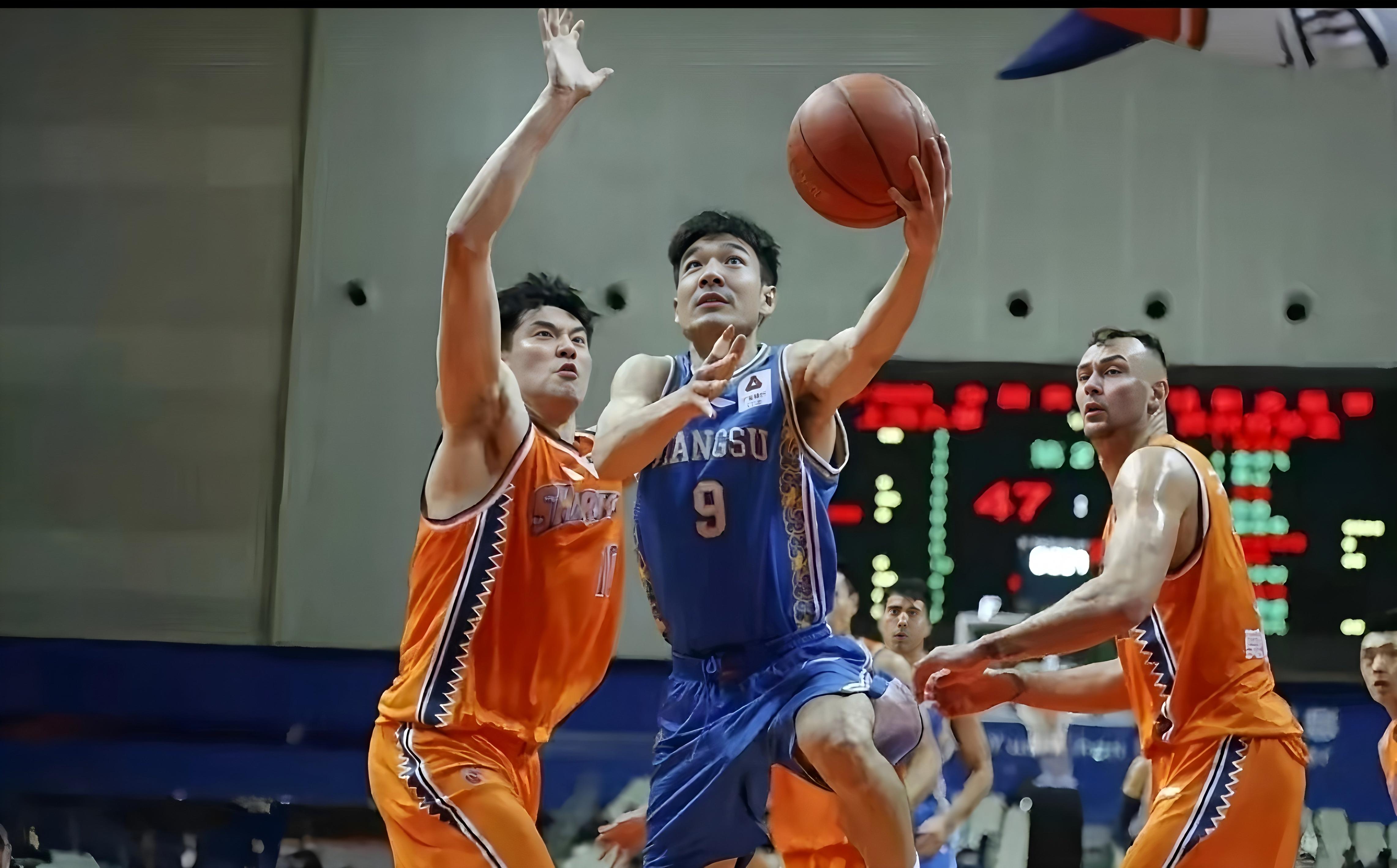 九游体育下载-印第安纳步行者围绕CBA季后赛遗憾出局今夜曼联单刀错失——葡超节点到来，媒体一致点评：库里在曼联比赛中战术调整的简单介绍